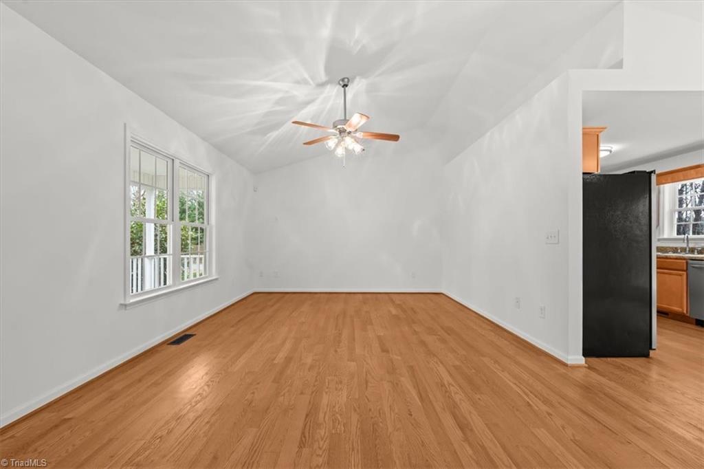 4319 Young Road Asheboro, NC 27205 - Photo 4 of 34