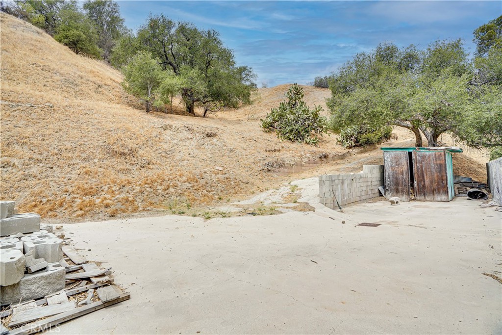12055 Kagel Canyon Road Sylmar, CA 91342 - Photo 13 of 14 a view of beach and snow