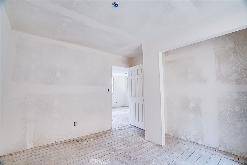 12055 Kagel Canyon Road Sylmar, CA 91342 - Photo 8 of 14 a view of an empty room