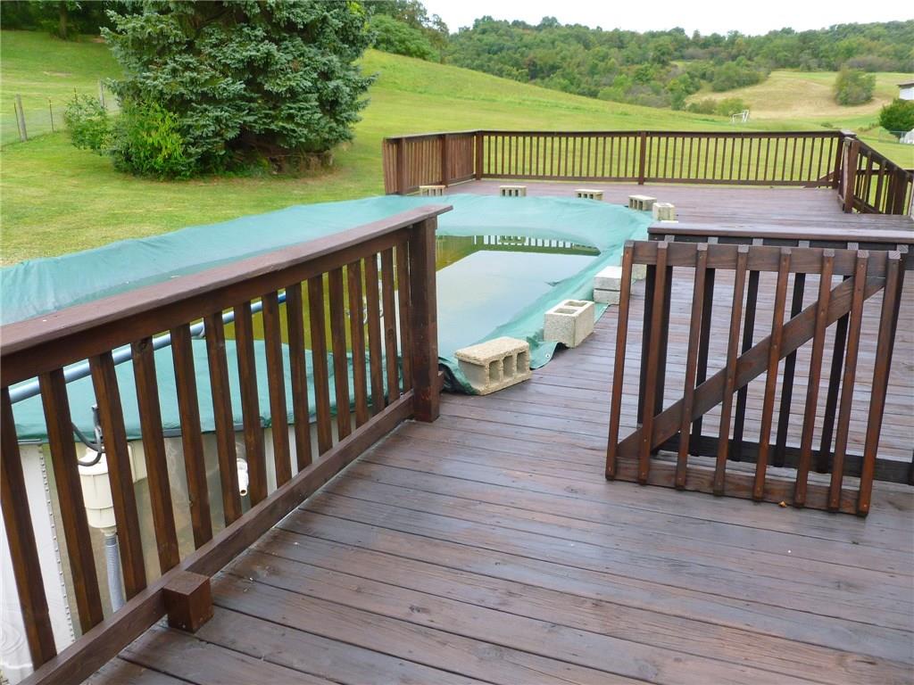 557 Potts Road Hookstown, PA 15050 - Photo 4 of 24 Gallery Image 4