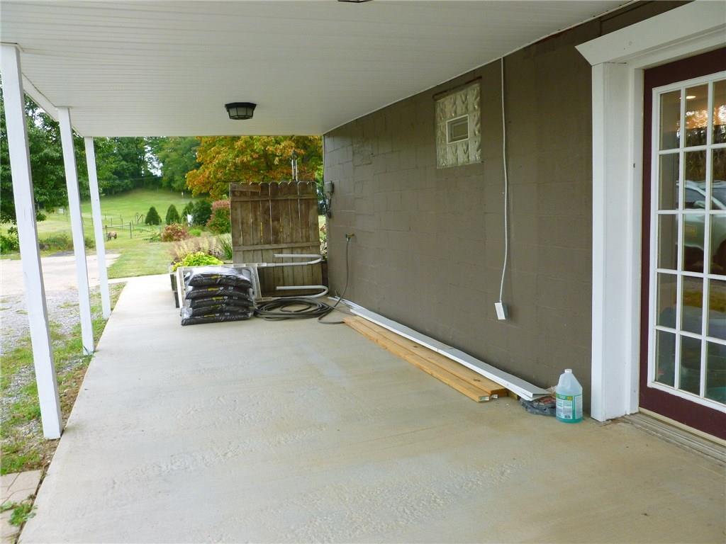 557 Potts Road Hookstown, PA 15050 - Photo 6 of 24 Gallery Image 6