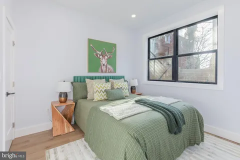 $299,900 | 1012 17th Place Northeast, Unit 2, Washington, DC 20002