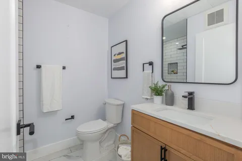 $299,900 | 1012 17th Place Northeast, Unit 2, Washington, DC 20002