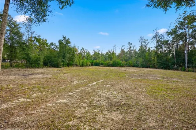$279,000 | 27080 Hiawatha Boulevard, Brooksville, FL 34601