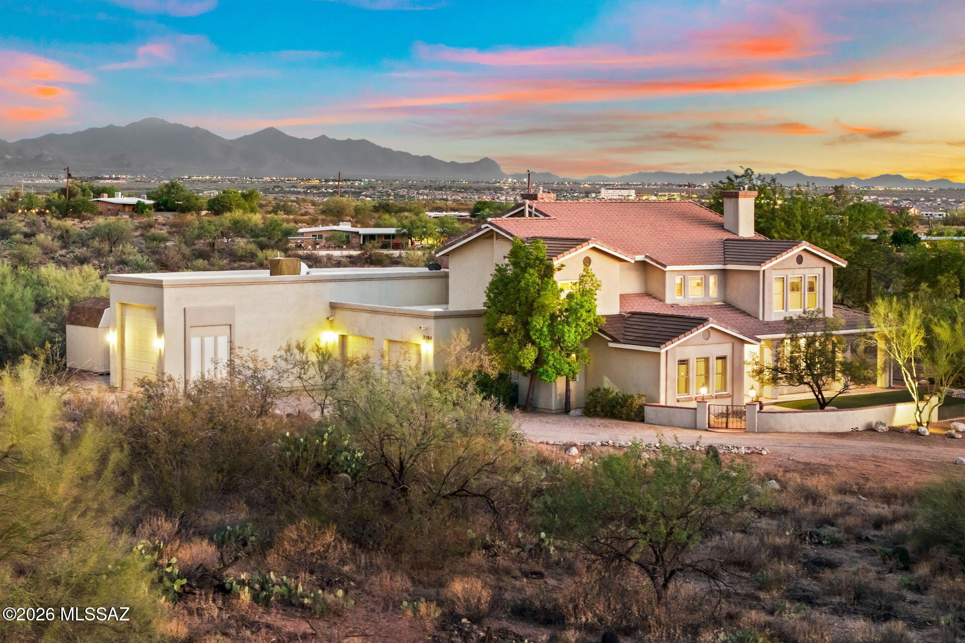 3380 South Hunters Run Tucson, AZ 85730 - Photo 2 of 47 Aerial Side-A