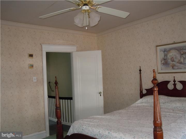 248 Avon Road Upper Darby, PA 19082 - Photo 10 of 20 Bedroom - Main