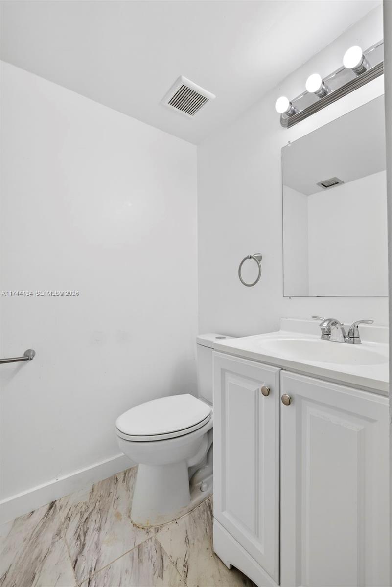 4174 Inverrary Drive, Unit 706 Lauderhill, FL 33319 - Photo 13 of 30
