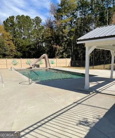 a view of outdoor space yard and garage