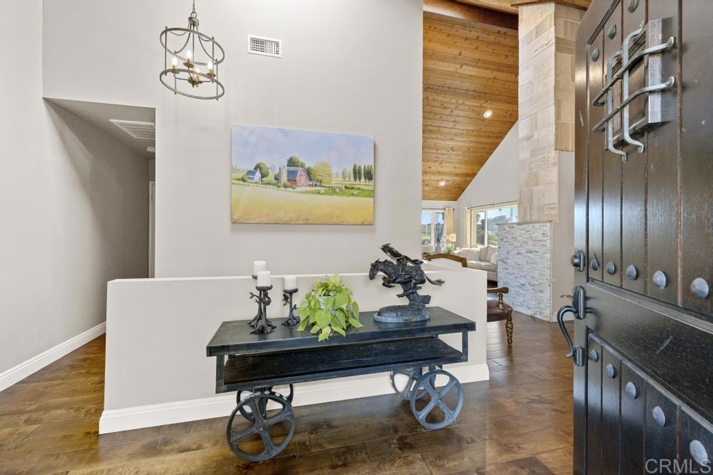 1131 Rainbow Valley Boulevard Fallbrook, CA 92028 - Photo 11 of 73