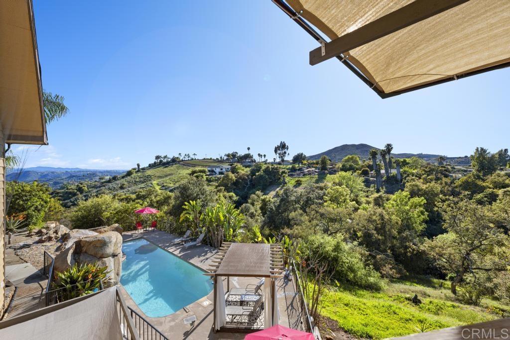 1131 Rainbow Valley Boulevard Fallbrook, CA 92028 - Photo 35 of 73 a view of a chairs and table in patio