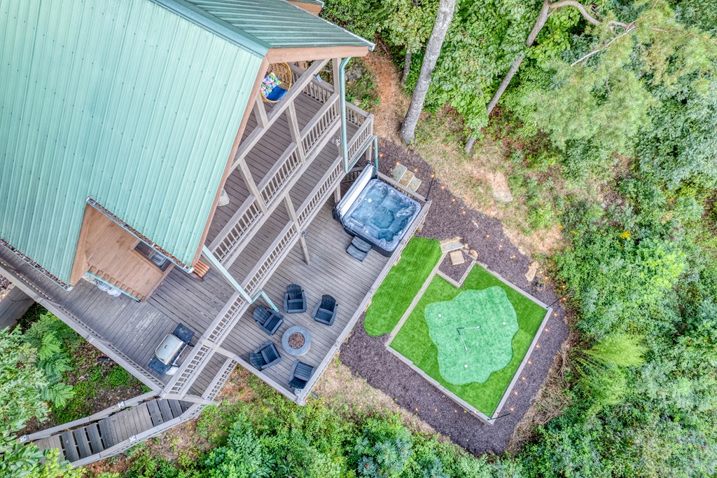 31 The Kings Court Cherry Log, GA 30522 - Photo 3 of 50 an aerial view of a house