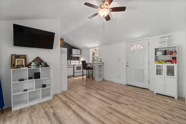 $89,000 | 384 Phillips Road, Onalaska, TX 77360