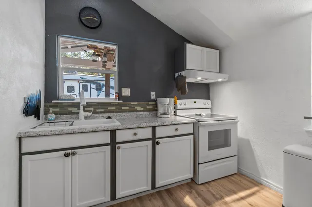 $89,000 | 384 Phillips Road, Onalaska, TX 77360