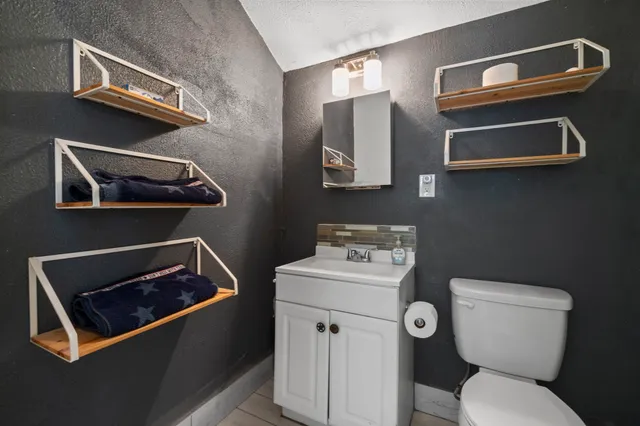 $89,000 | 384 Phillips Road, Onalaska, TX 77360