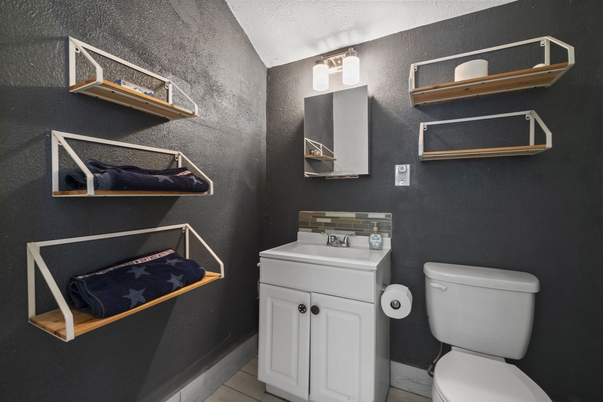 384 Phillips Road Onalaska, TX 77360 - Photo 21 of 28