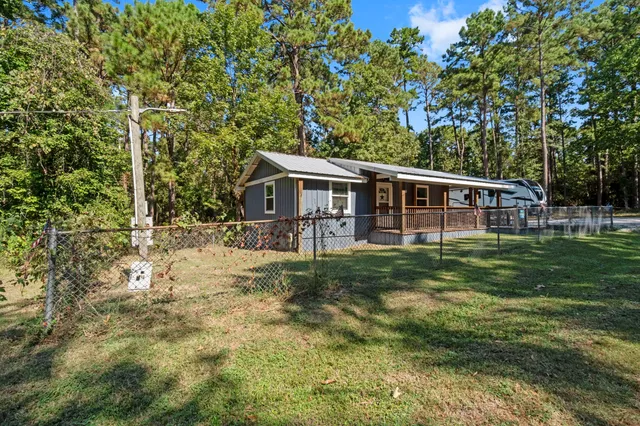 $89,000 | 384 Phillips Road, Onalaska, TX 77360