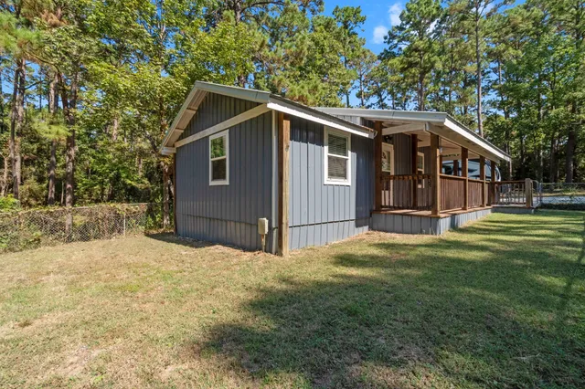 $89,000 | 384 Phillips Road, Onalaska, TX 77360