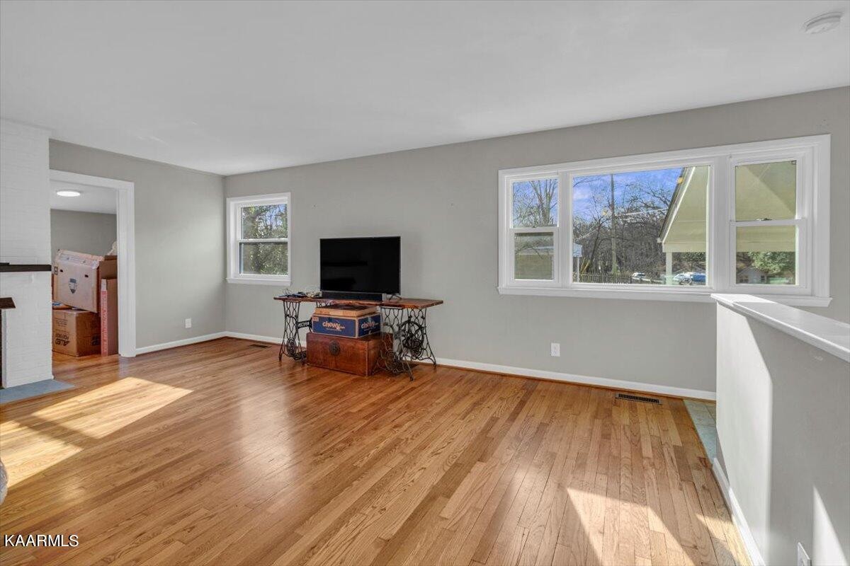 103 Chatham Lane Oak Ridge, TN 37830 - Photo 7 of 30 Gallery Image 7