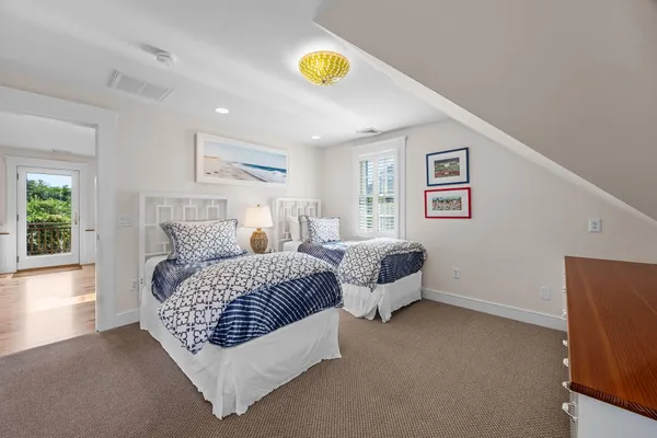 $4,700,000 | 85 Cedar Street, Chatham, MA 02633