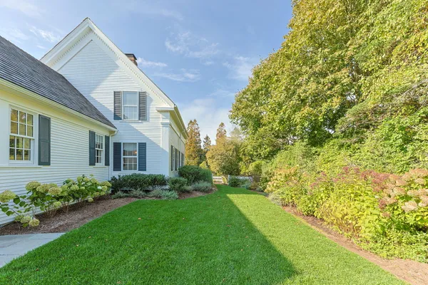 $4,700,000 | 85 Cedar Street, Chatham, MA 02633