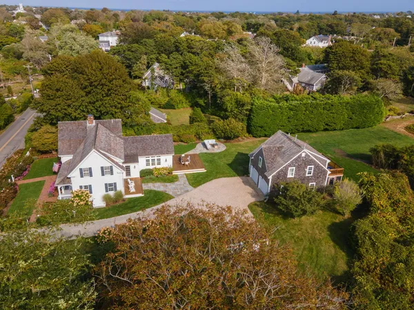 $4,700,000 | 85 Cedar Street, Chatham, MA 02633
