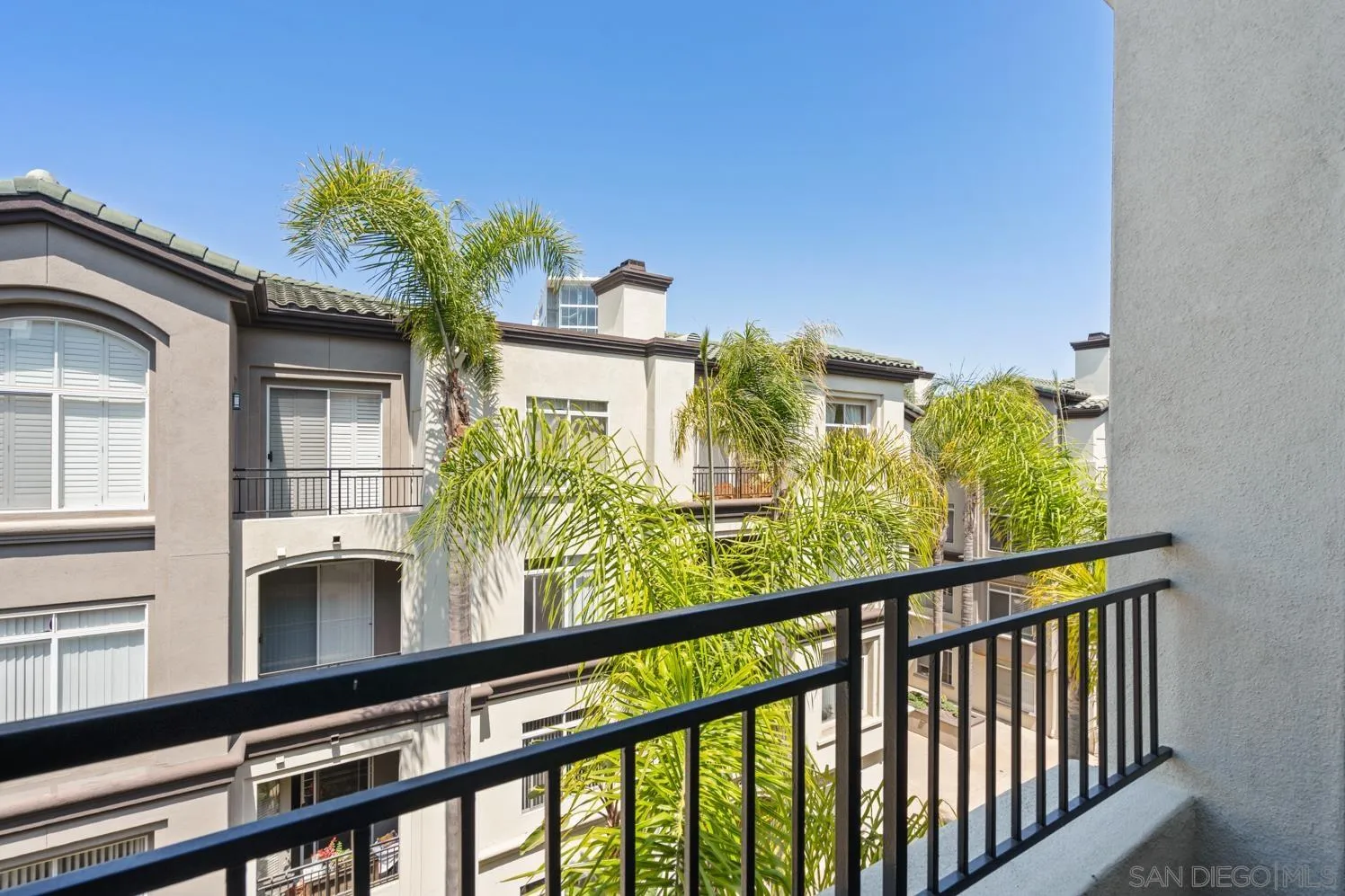 9263 Regents Road, Unit B407 La Jolla, CA 92037 - Photo 12 of 22 Gallery Image 12