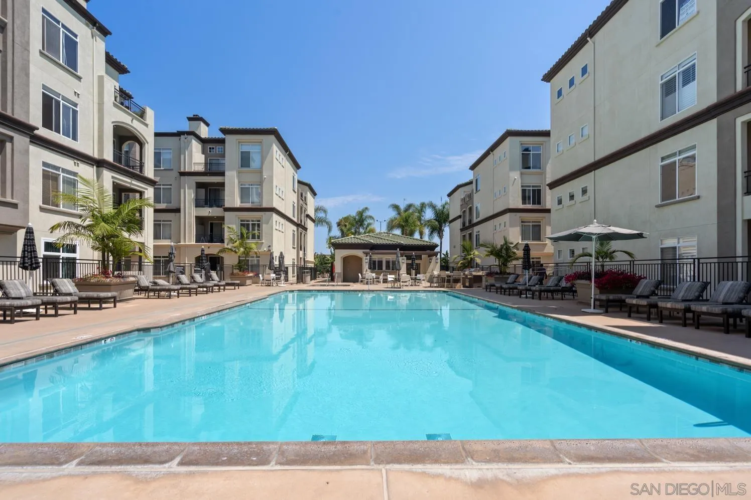 9263 Regents Road, Unit B407 La Jolla, CA 92037 - Photo 14 of 22 Gallery Image 14