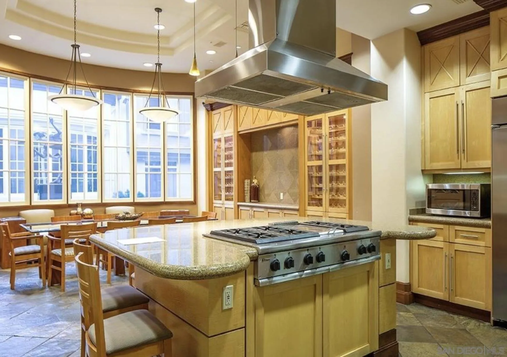 9263 Regents Road, Unit B407 La Jolla, CA 92037 - Photo 18 of 22 Gallery Image 18