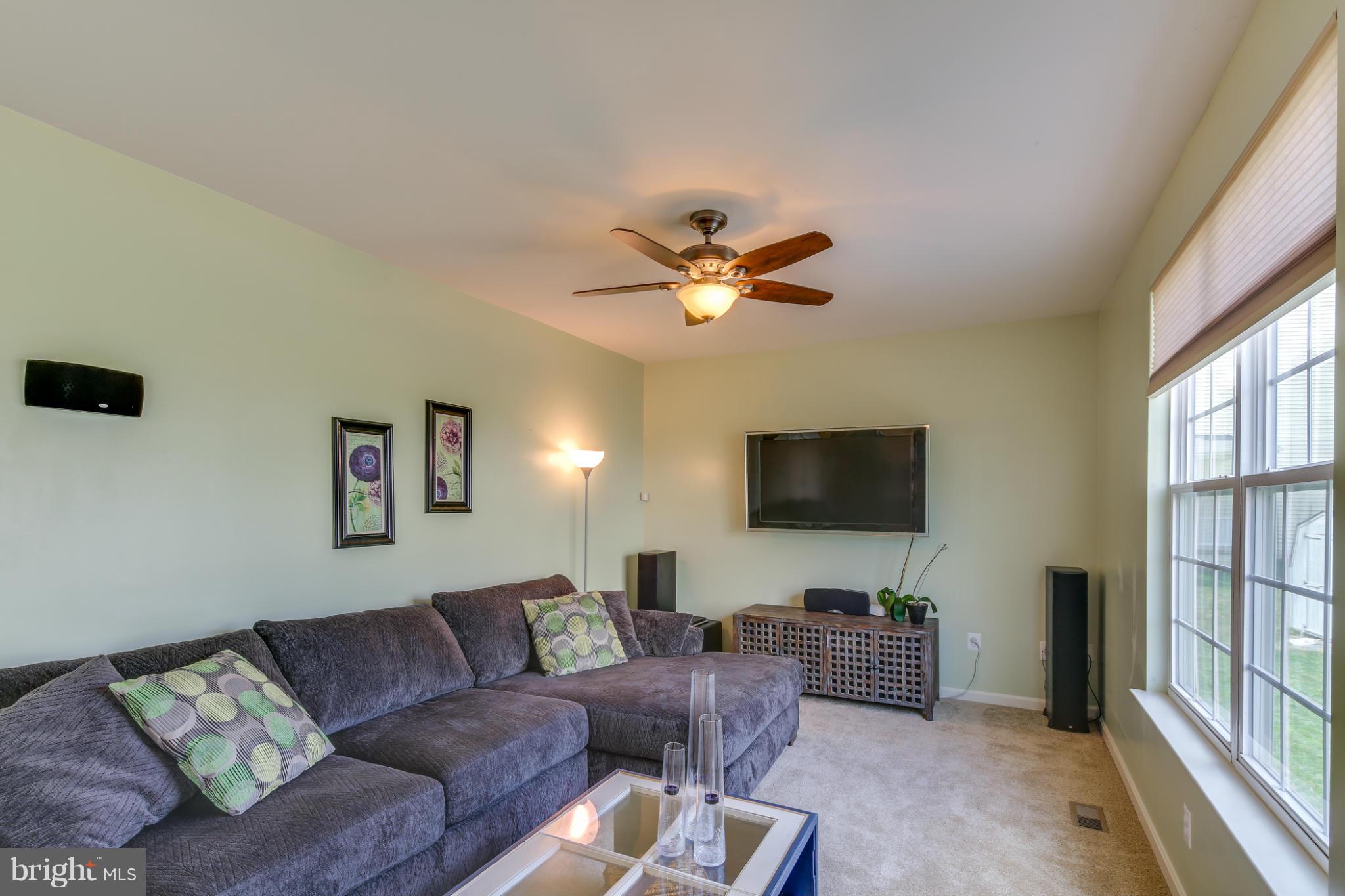 4004 Lock Tender Court Point of Rocks, MD 21777 - Photo 17 of 30 Family Room