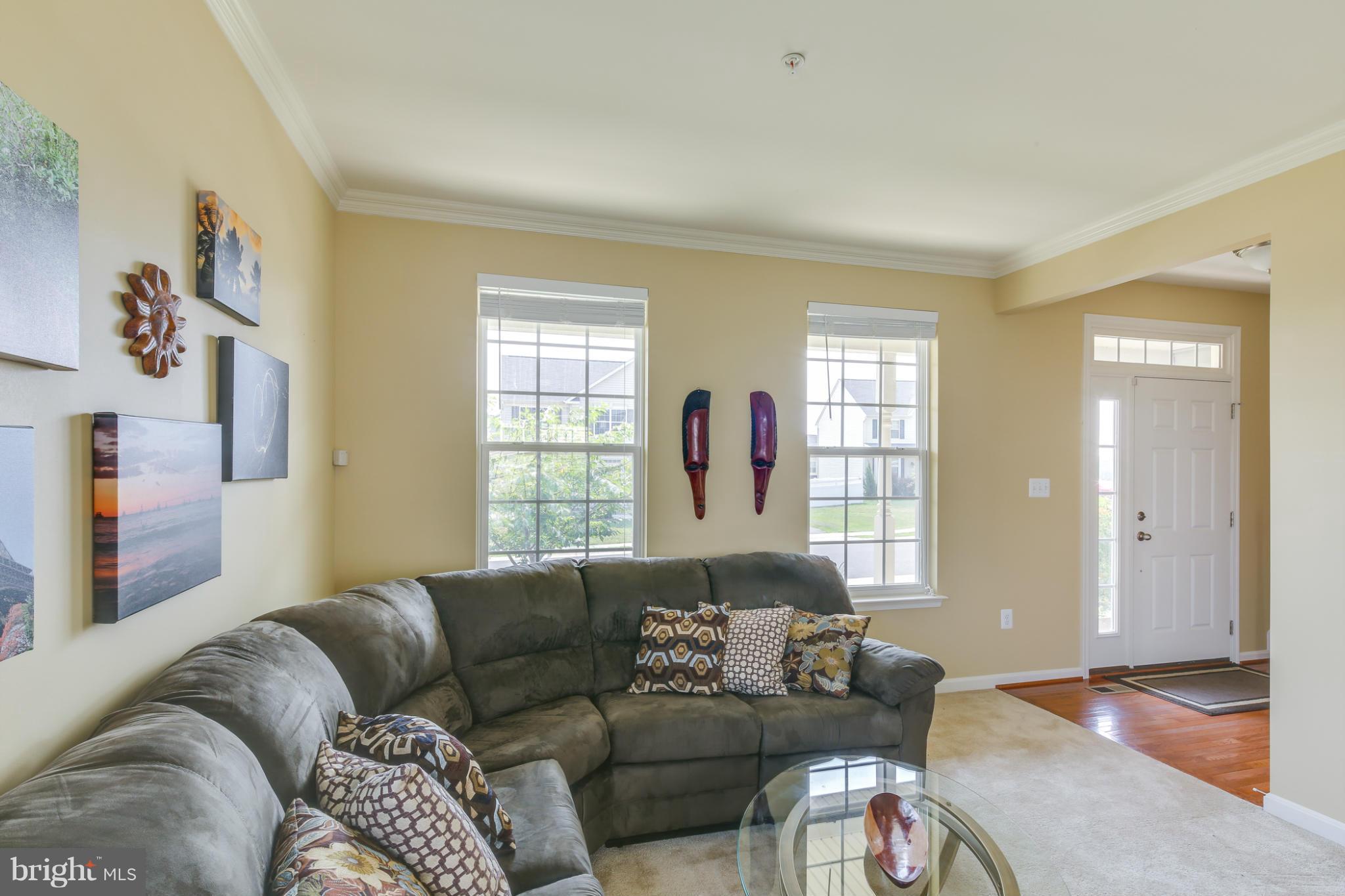 4004 Lock Tender Court Point of Rocks, MD 21777 - Photo 8 of 30 Living Room