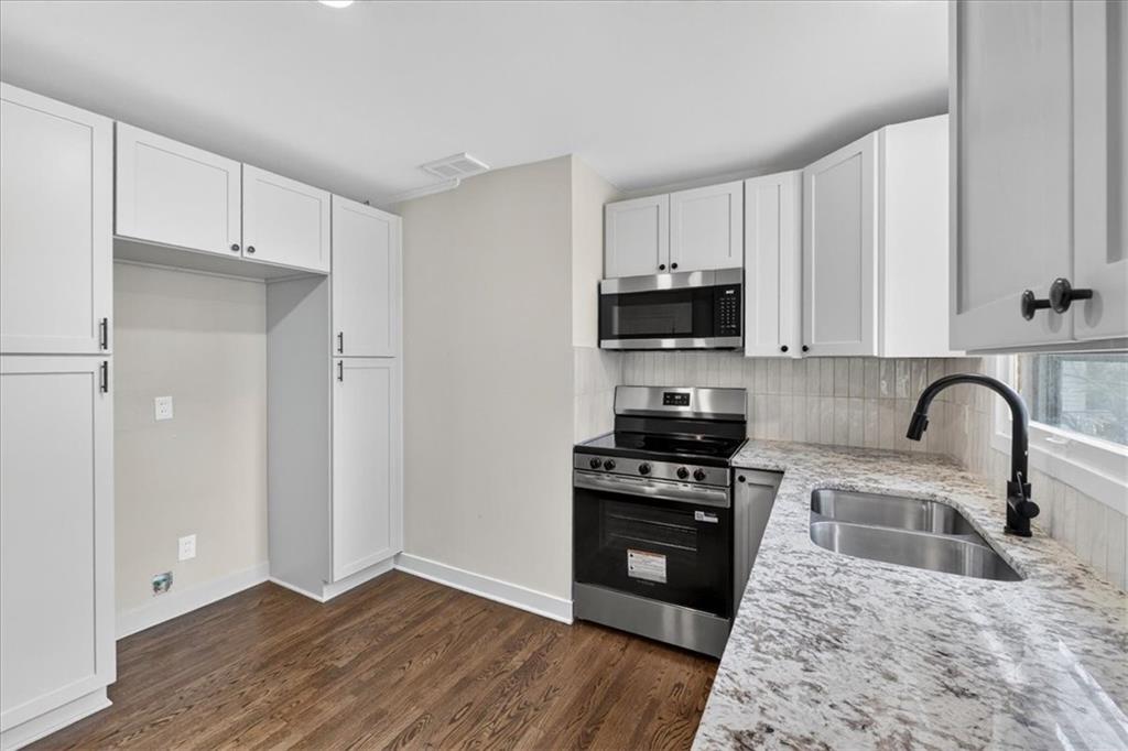 7100 Reeds Road Overland Park, KS 66204 - Photo 12 of 32