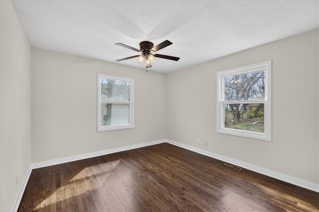 7100 Reeds Road Overland Park, KS 66204 - Photo 17 of 32