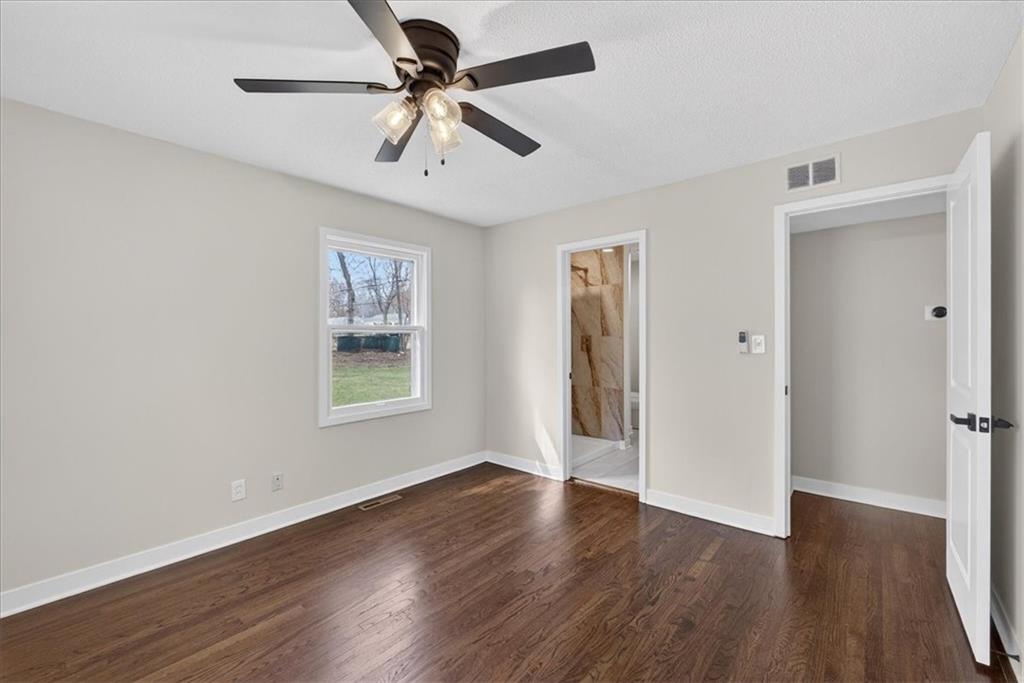 7100 Reeds Road Overland Park, KS 66204 - Photo 20 of 32