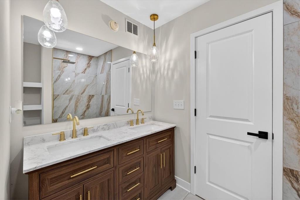 7100 Reeds Road Overland Park, KS 66204 - Photo 23 of 32