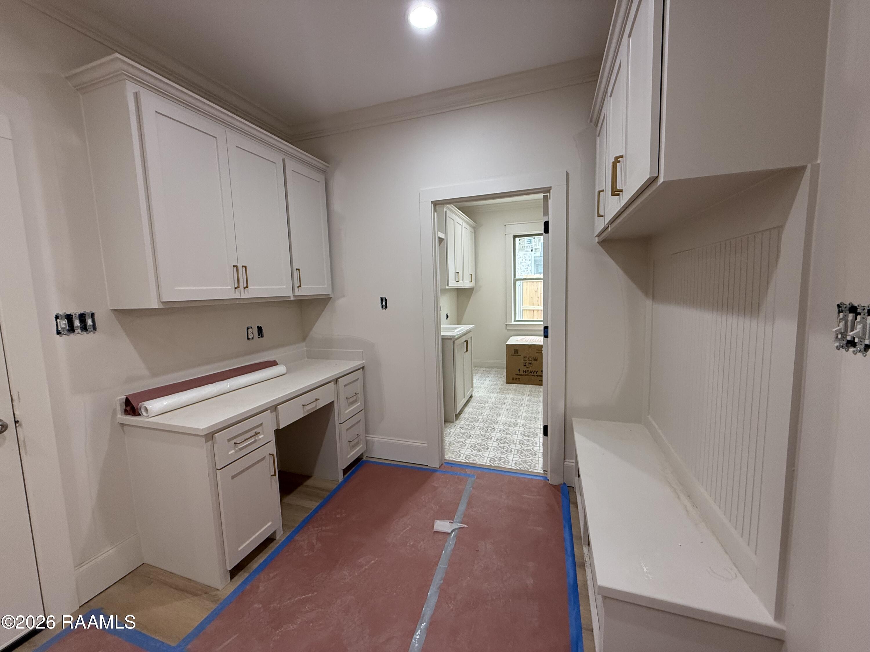 112 Spring Meadow Drive Broussard, LA 70518 - Photo 20 of 28 Desk area / Drop off