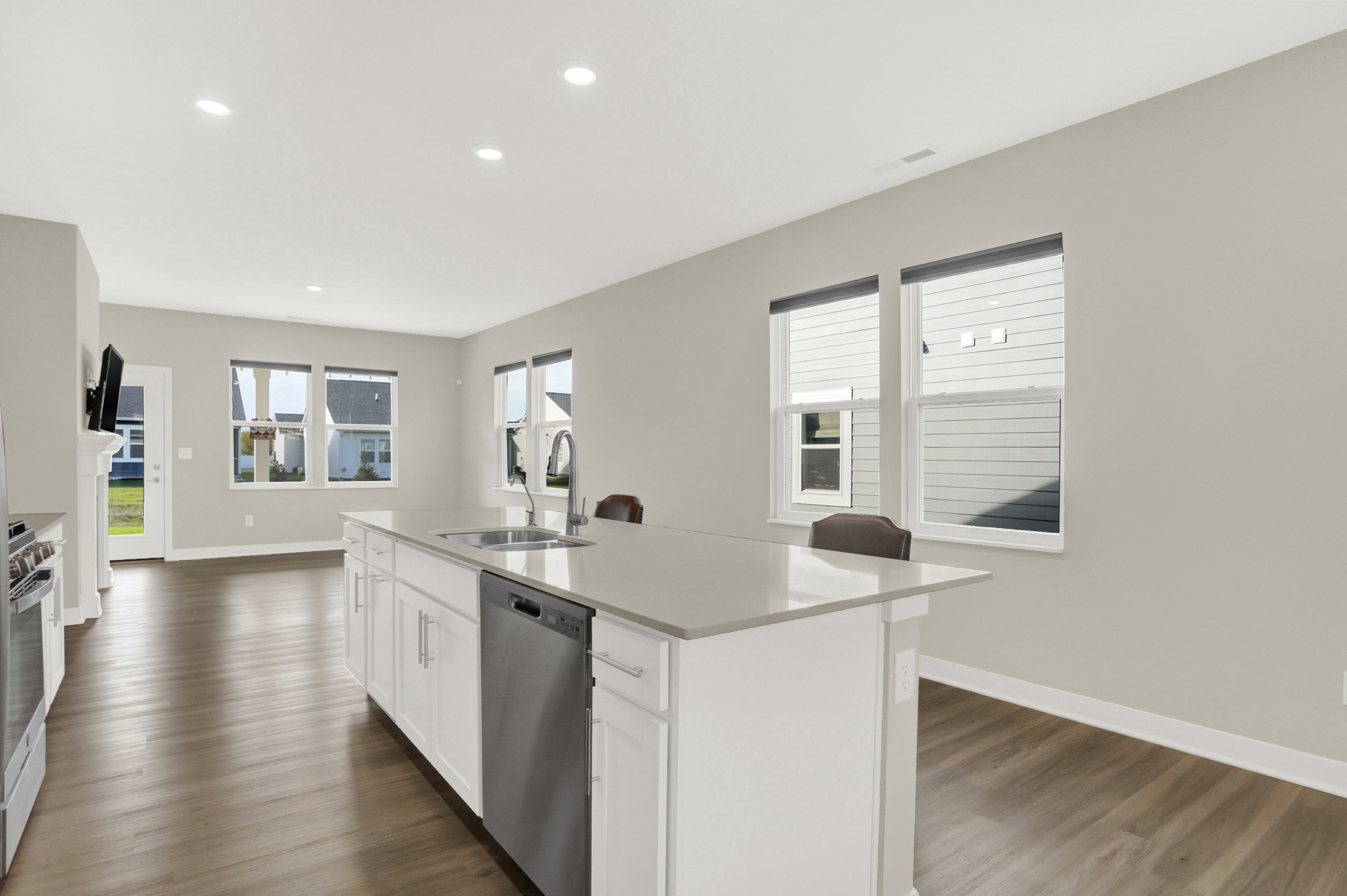 809 Ehrlich Lane Westfield, IN 46074 - Photo 15 of 47