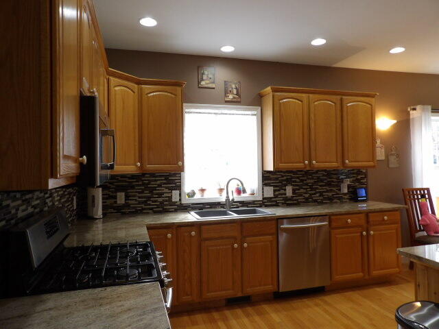 3846 Stone Ridge Drive Traverse City, MI 49684 - Photo 14 of 72 100_0060 - Copy