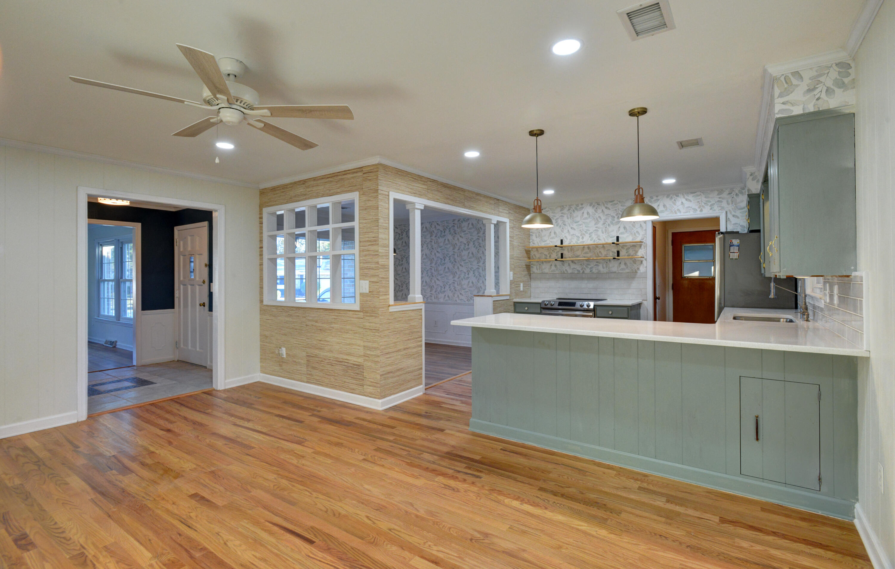 8650 Delhi Road North Charleston, SC 29406 - Photo 6 of 41 8650delhi2nd13