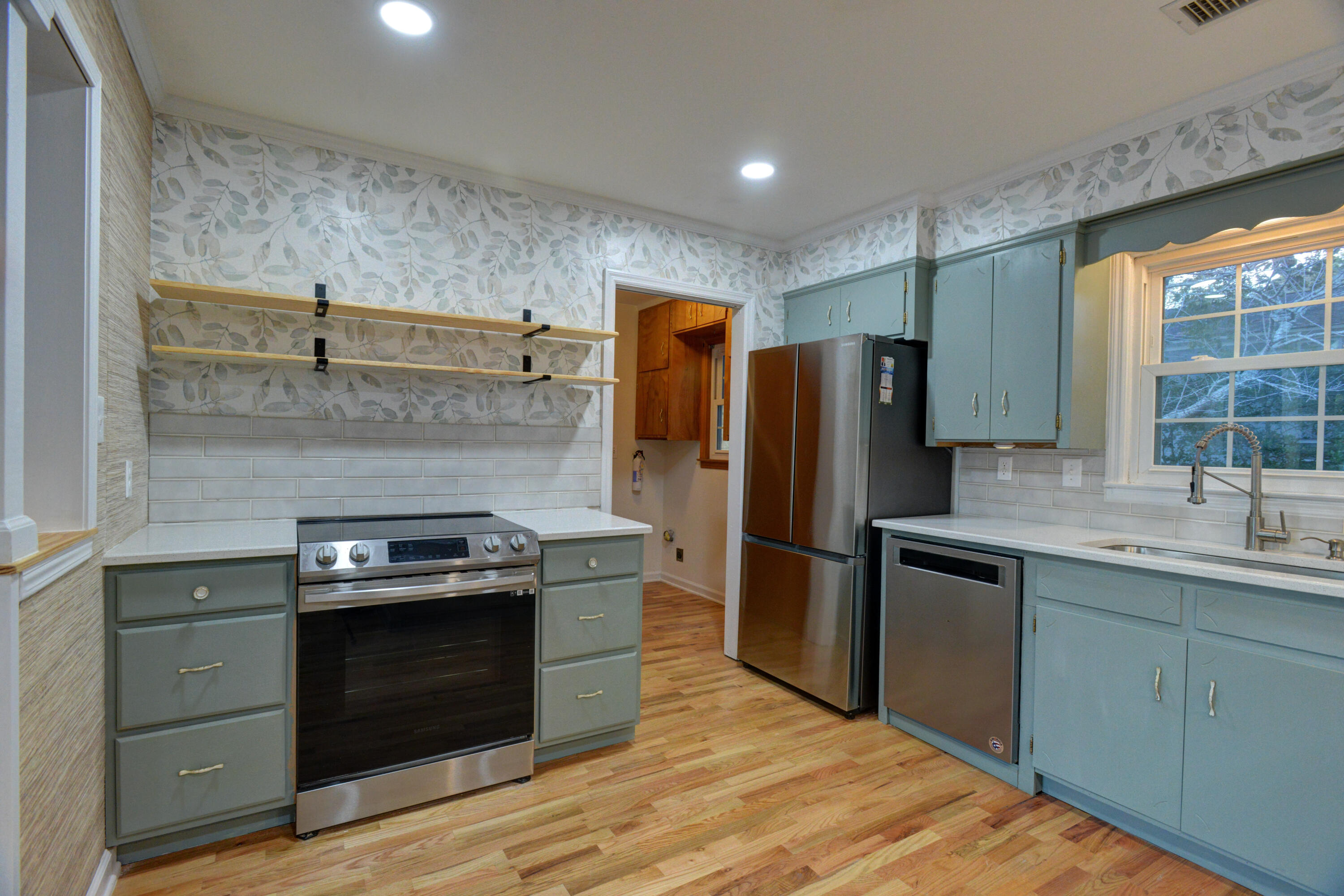 8650 Delhi Road North Charleston, SC 29406 - Photo 7 of 41 8650delhi2nd40