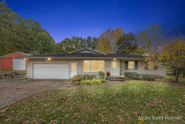 $519,000 | 6662 Buttrick Avenue Southeast, Alto, MI 49302
