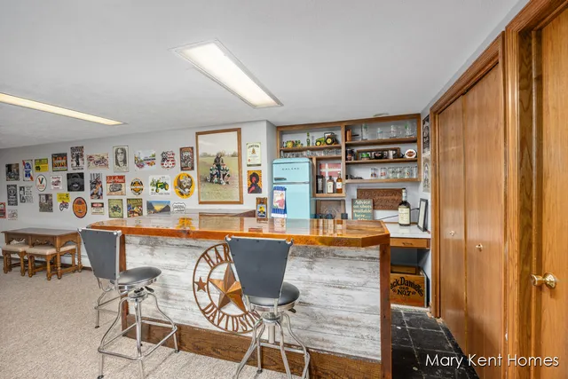 $519,000 | 6662 Buttrick Avenue Southeast, Alto, MI 49302