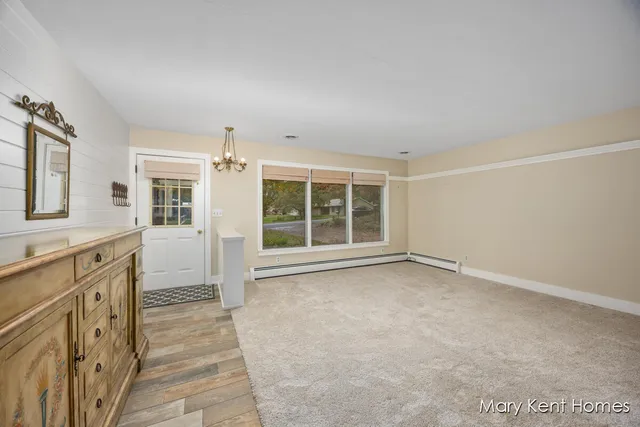 $519,000 | 6662 Buttrick Avenue Southeast, Alto, MI 49302