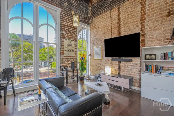 $1,475,000 | 42 East Bay Street, Unit 5, Savannah, GA 31401
