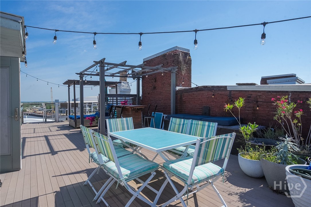 42 East Bay Street, Unit 5 Savannah, GA 31401 - Photo 33 of 37