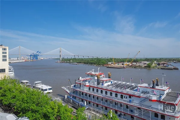 $1,475,000 | 42 East Bay Street, Unit 5, Savannah, GA 31401
