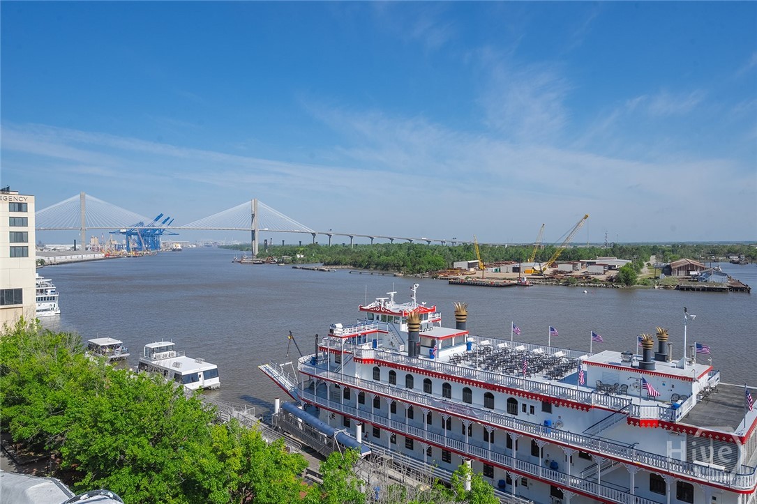 42 East Bay Street, Unit 5 Savannah, GA 31401 - Photo 35 of 37