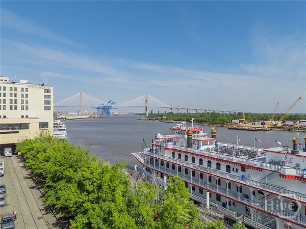 $1,475,000 | 42 East Bay Street, Unit 5, Savannah, GA 31401