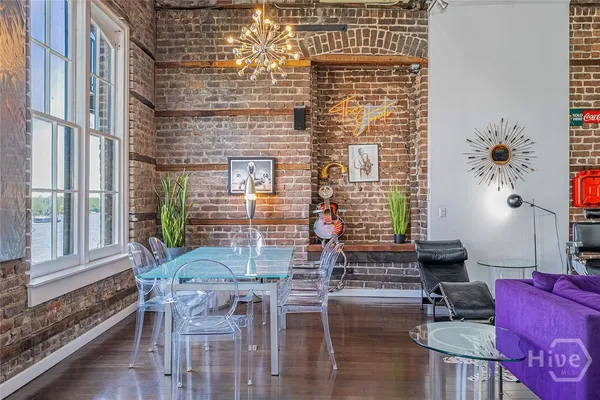 $1,475,000 | 42 East Bay Street, Unit 5, Savannah, GA 31401