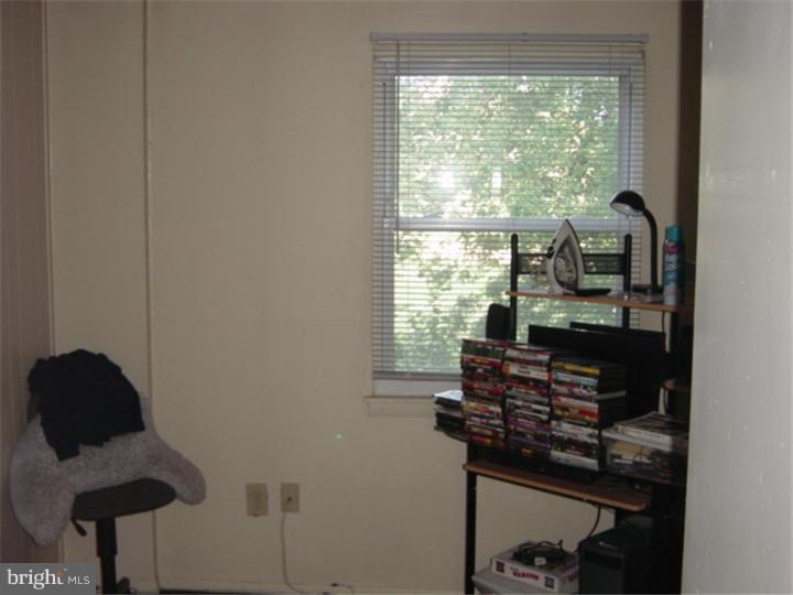 1203 Rainer Road Brookhaven, PA 19015 - Photo 18 of 21 Bedroom 3
