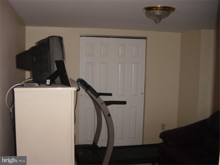 1203 Rainer Road Brookhaven, PA 19015 - Photo 21 of 21 Basement - Finished